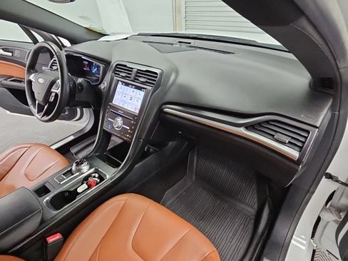 Used 2019 Ford Fusion Titanium AWD/4WD image 36