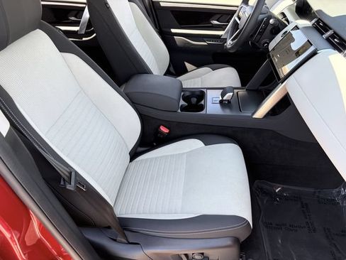 Used 2025 Land Rover Discovery Sport S AWD/4WD image 18