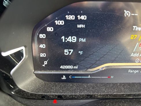 Used 2022 GMC Yukon XL Denali image 6