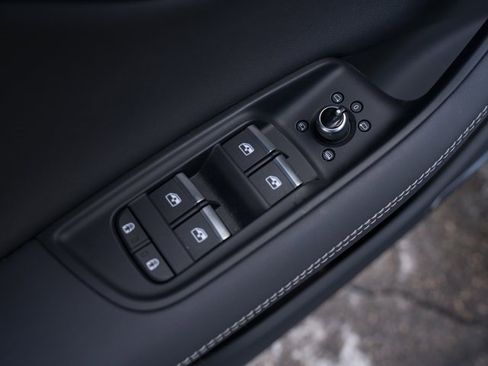 Used 2025 Audi Q7 3.0T Premium Plus w/ Premium Plus Package image 16