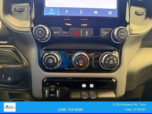Used 2025 RAM 3500 Tradesman w/ Chrome Appearance Group AWD/4WD image 18