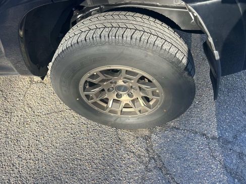 Certified 2023 Toyota 4Runner 40th Anniversary SE image 13