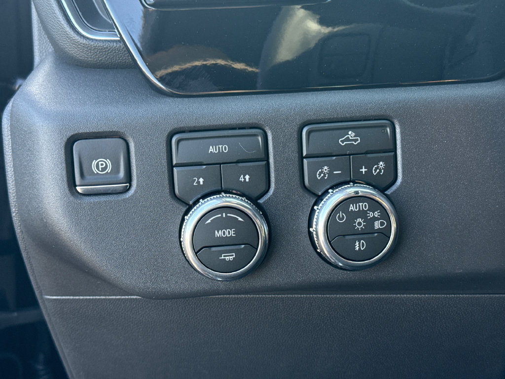 New 2026 GMC Sierra 1500 Elevation w/ Elevation Select Package AWD/4WD image 18