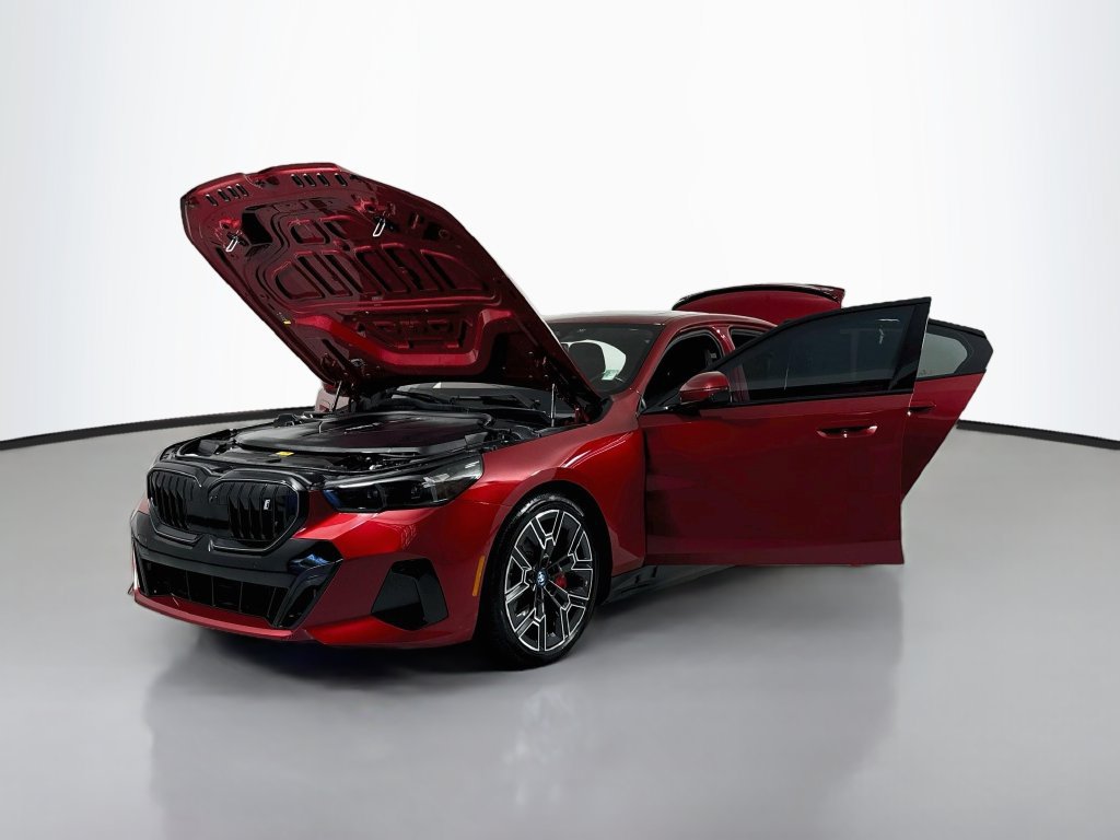 Used 2024 BMW i5 eDrive40i w/ M Sport Package RWD image 24