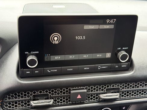 Used 2025 Honda HR-V Sport image 19