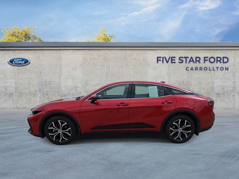 Used 2024 Toyota Crown image 5