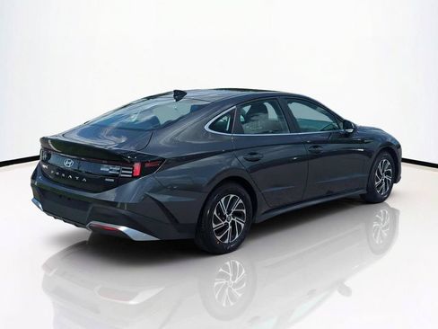 New 2026 Hyundai Sonata Blue FWD image 5