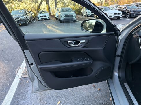 Certified 2024 Volvo S60 B5 Core image 14