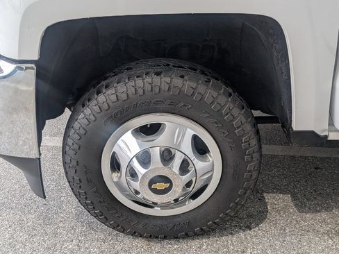 Used 2018 Chevrolet Silverado 3500 LT AWD/4WD image 26