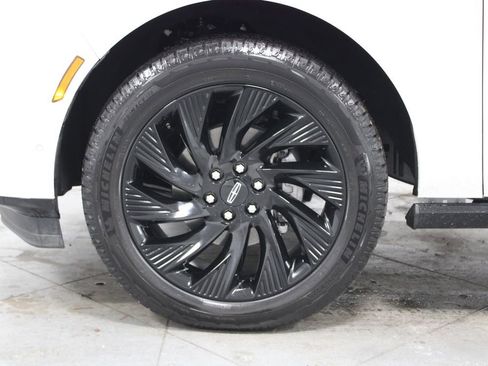 Used 2025 Lincoln Navigator Reserve w/ Jet Appearance Package image 22