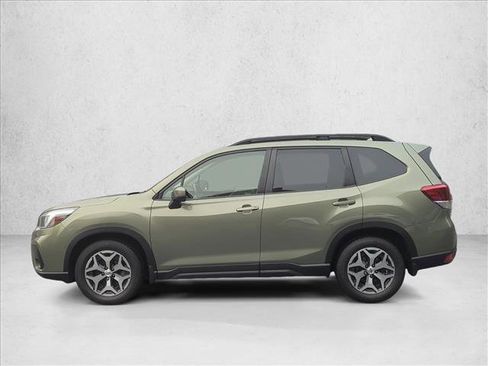 Used 2020 Subaru Forester Premium image 8