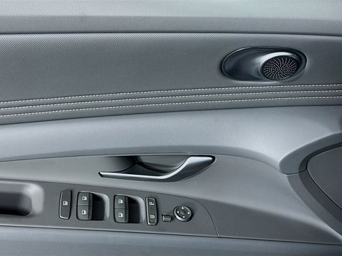 New 2026 Hyundai Elantra Sport image 18