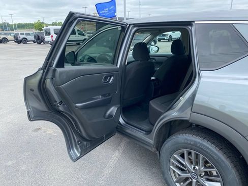 Used 2024 Nissan Rogue S AWD/4WD image 26