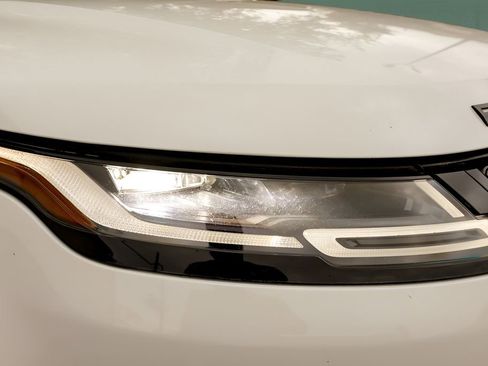 Used 2020 Land Rover Range Rover Evoque SE AWD/4WD image 38