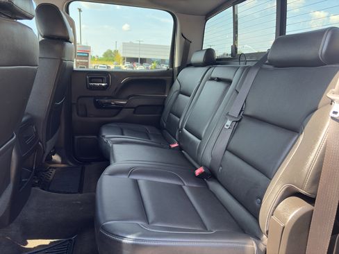 Used 2018 Chevrolet Silverado 1500 LTZ Z71 w/ LTZ Plus Package AWD/4WD image 15