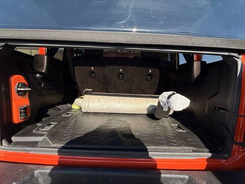 Used 2019 Jeep Wrangler Unlimited Sport S image 12