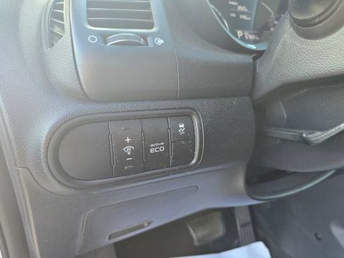 Used 2016 Kia Forte LX FWD image 15