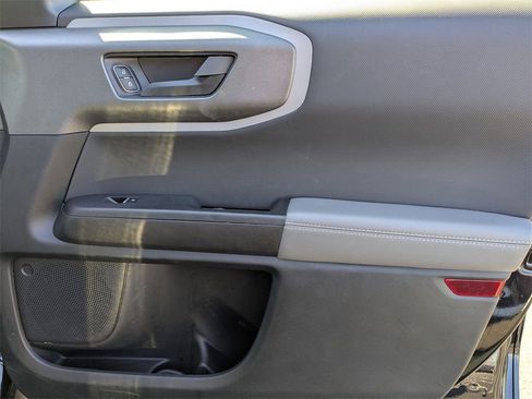 Used 2025 Ford Bronco Sport Badlands image 39