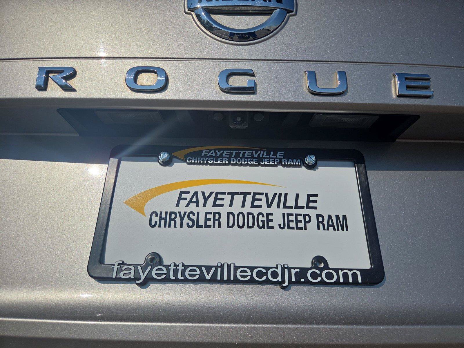 Used 2021 Nissan Rogue Platinum FWD image 33
