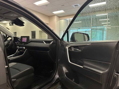 Certified 2022 Toyota RAV4 XLE Premium image 28