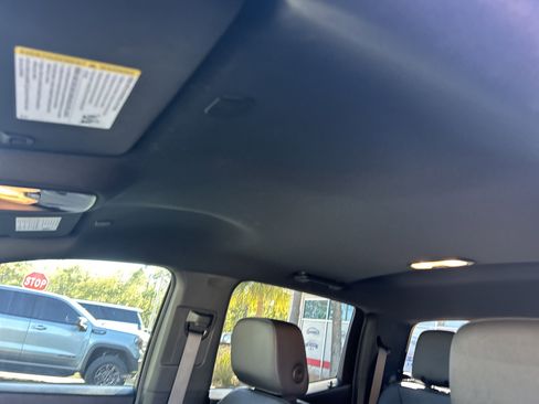 Used 2024 Chevrolet Colorado Trail Boss w/ Advanced Trailering Package image 14