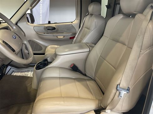 Used 2003 Ford F150 Lariat image 11