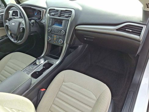 Used 2018 Ford Fusion S image 32