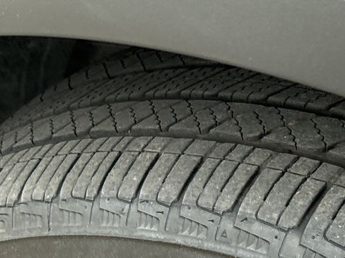 Certified 2025 Nissan Pathfinder Platinum w/ Cargo Package image 10