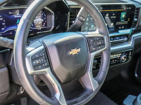 Used 2023 Chevrolet Silverado 1500 LT image 27