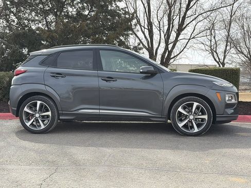 Used 2018 Hyundai Kona Limited image 2