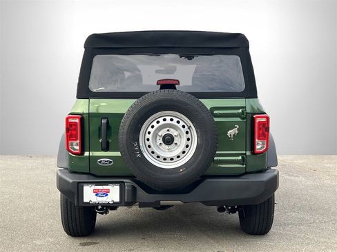 New 2025 Ford Bronco 4-Door image 22