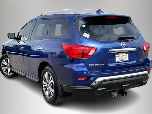 Used 2020 Nissan Pathfinder S image 4