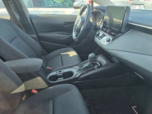 Used 2025 Toyota Corolla LE w/ Convenience Package FWD image 14