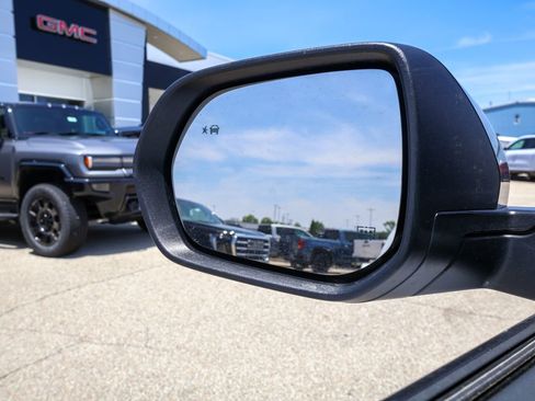 New 2026 GMC Terrain AT4 w/ Technology Package II AWD/4WD image 29