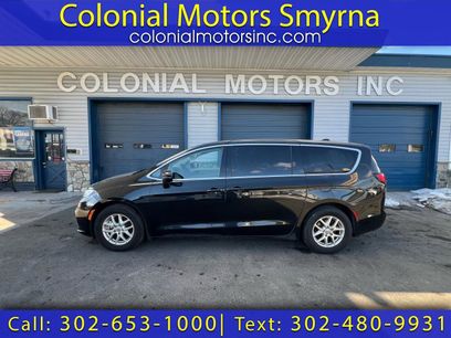 Used 2023 Chrysler Pacifica Touring-L