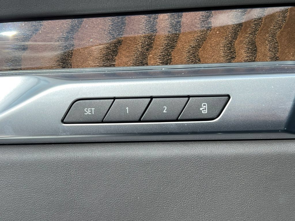 Certified 2025 Cadillac Escalade Sport Platinum w/ LPO, Floor Liner Package AWD/4WD image 22