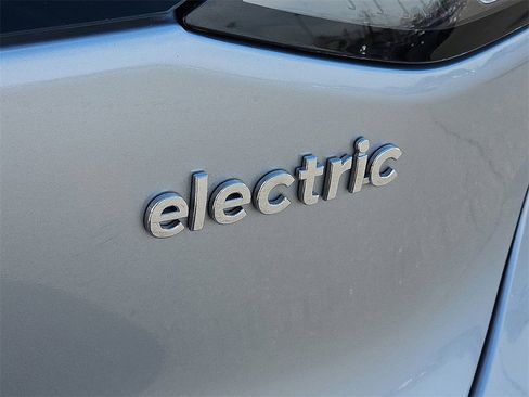 Used 2021 Hyundai Ioniq Limited image 13