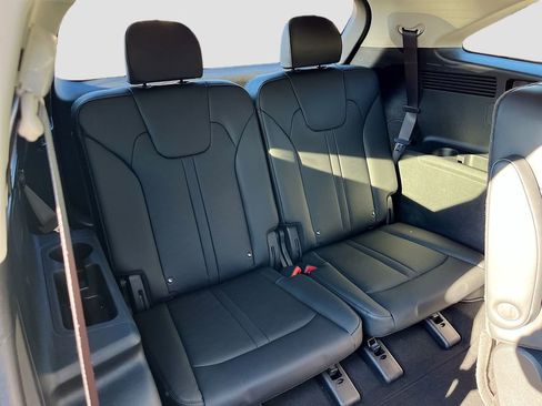 Certified 2025 Kia Sorento EX image 26