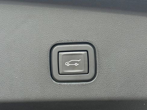 Used 2024 Cadillac Lyriq Sport AWD/4WD image 20
