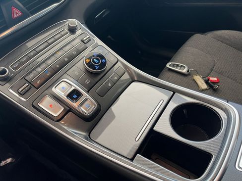 Used 2023 Hyundai Santa Fe SEL image 43