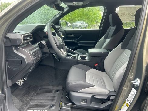 New 2026 Toyota Tacoma TRD Sport AWD/4WD image 9