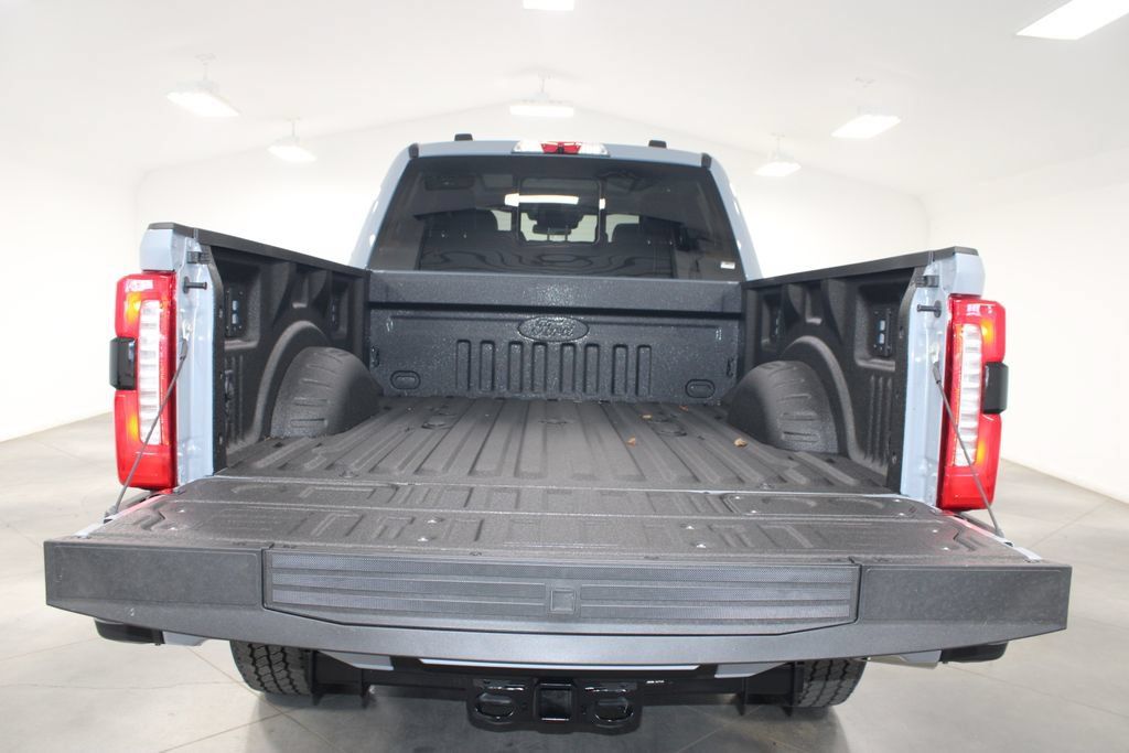New 2026 Ford F350 Lariat w/ Black Appearance Package AWD/4WD image 67