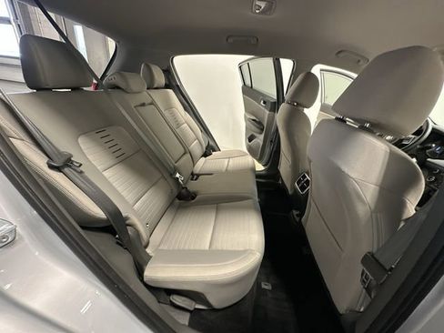Used 2018 Kia Sportage LX w/ LX Popular Package image 22