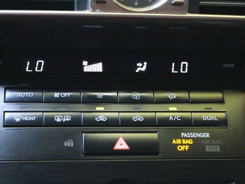Used 2014 Lexus IS 350 w/ F Sport Package RWD image 39
