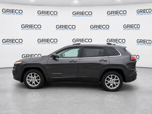 Used 2015 Jeep Cherokee Latitude AWD/4WD image 5