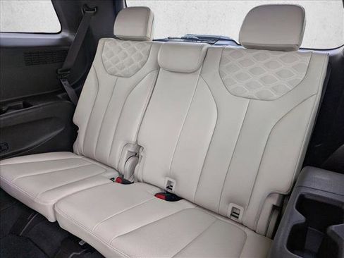 Used 2020 Hyundai Palisade Limited image 19