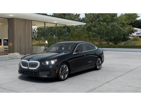 New 2027 BMW 530i xDrive AWD/4WD image 1