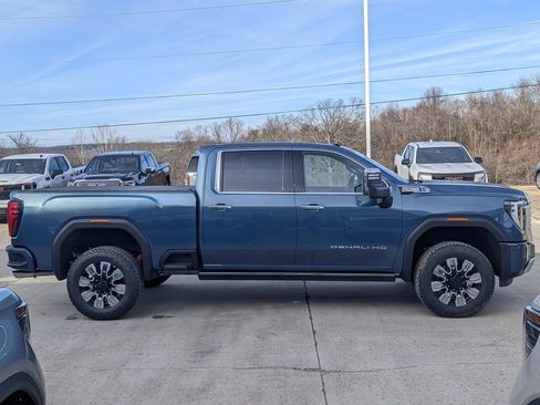 New 2026 GMC Sierra 3500 Denali w/ Denali Reserve Package image 6