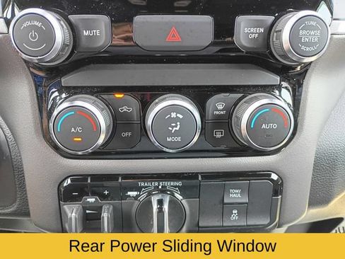 Used 2021 RAM 1500 Big Horn w/ Trailer Tow Group AWD/4WD image 18