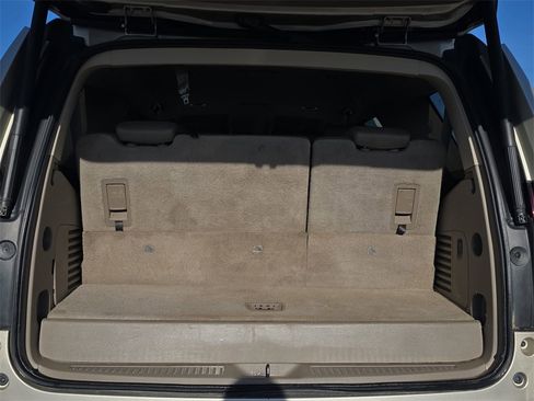 Used 2015 Chevrolet Tahoe LT image 13